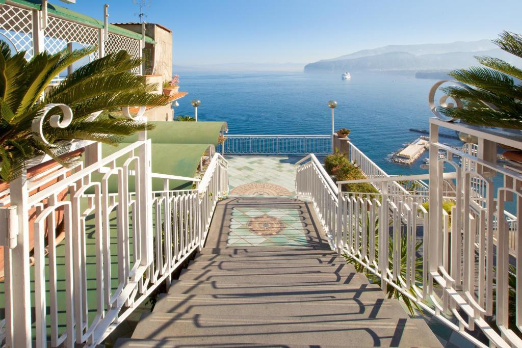 Hotel Settimo Cielo Sorrento Exterior photo