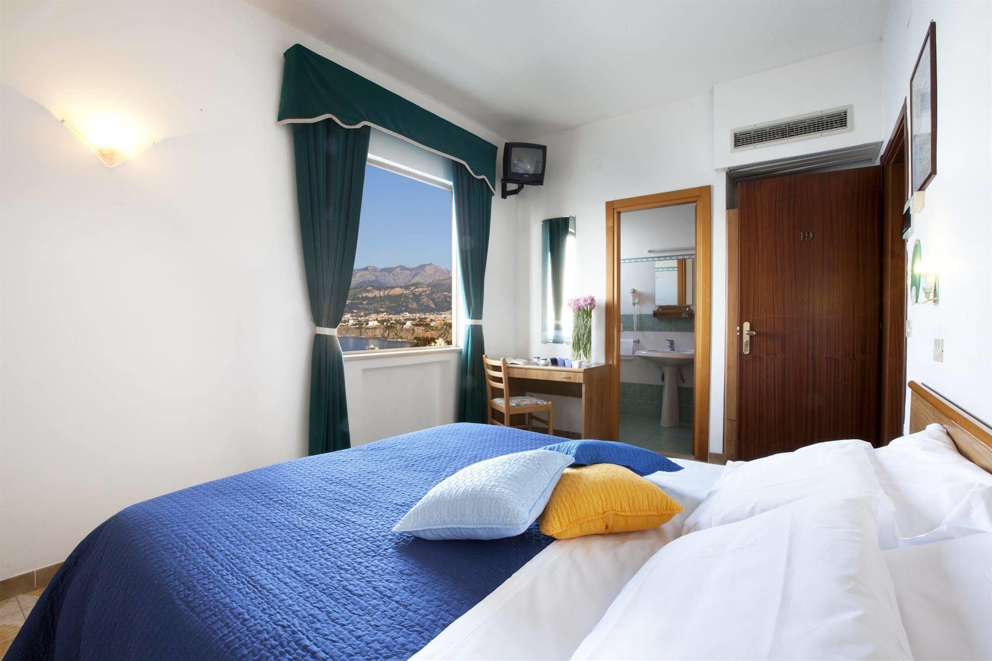 Hotel Settimo Cielo Sorrento Exterior photo