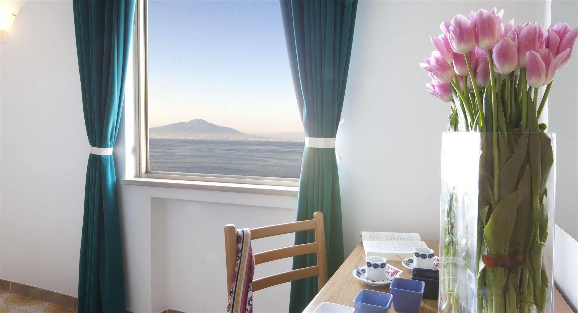 Hotel Settimo Cielo Sorrento Exterior photo